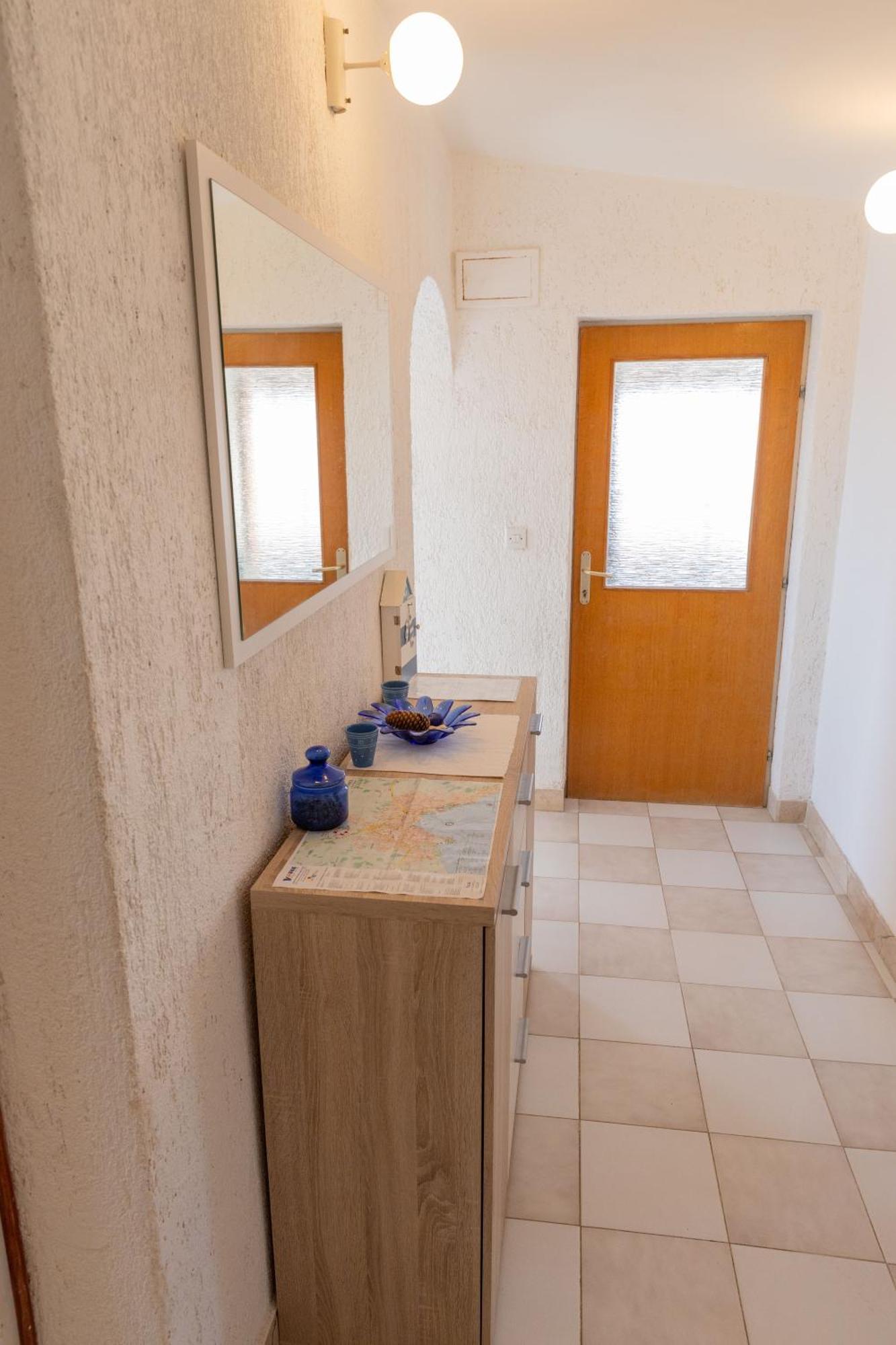 Apartmani Trlaja Vodice Kültér fotó
