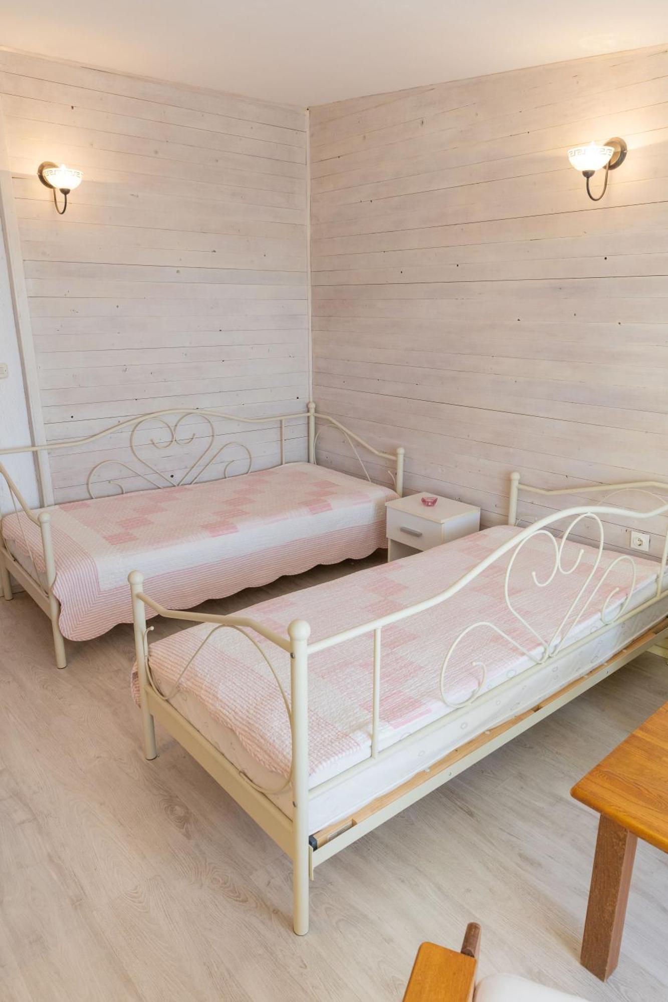 Apartmani Trlaja Vodice Kültér fotó