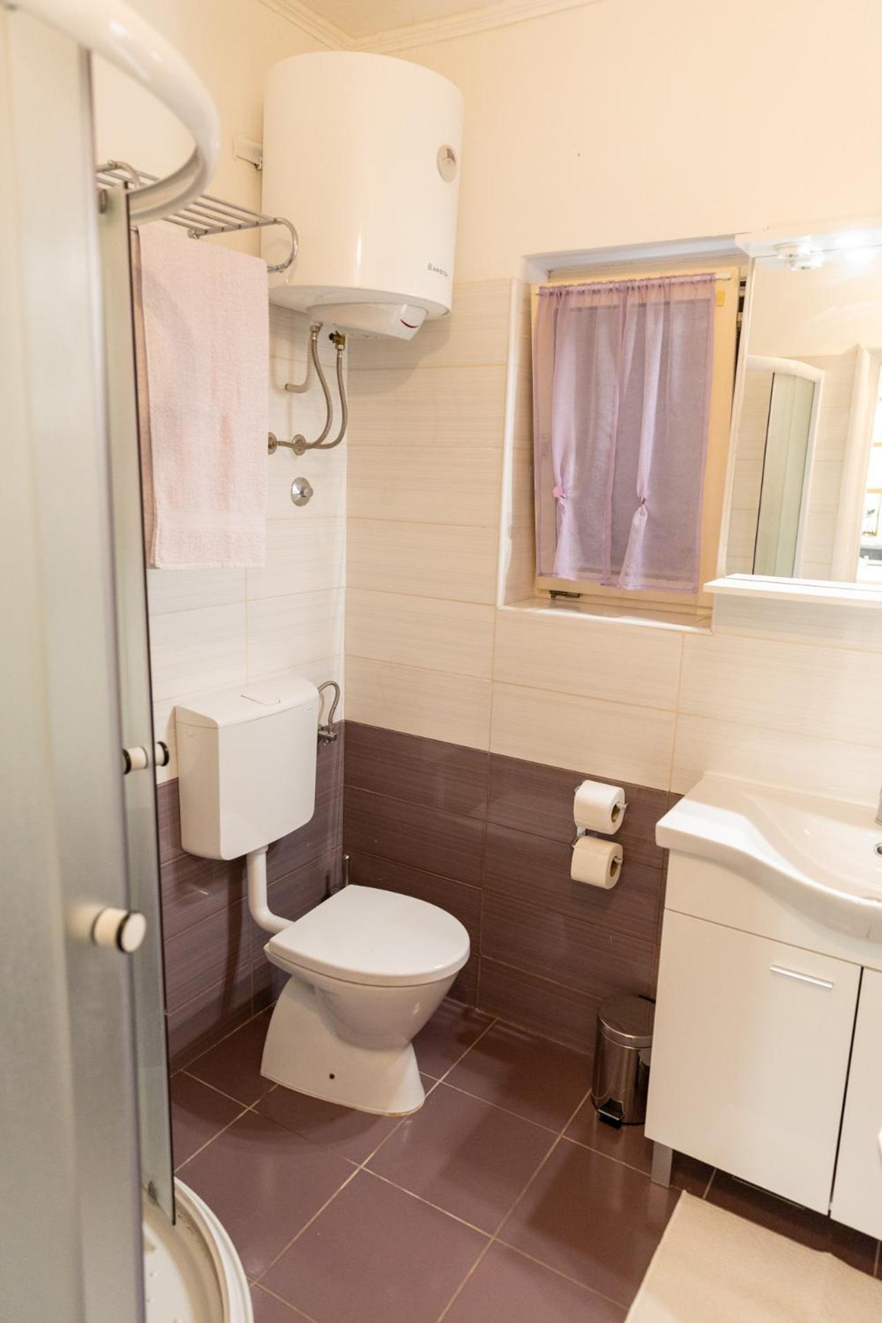 Apartmani Trlaja Vodice Kültér fotó